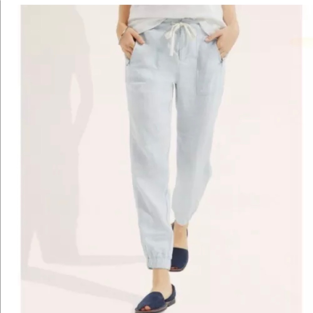Lou & Grey Women’s Light Blue Cropped Linen Pants
